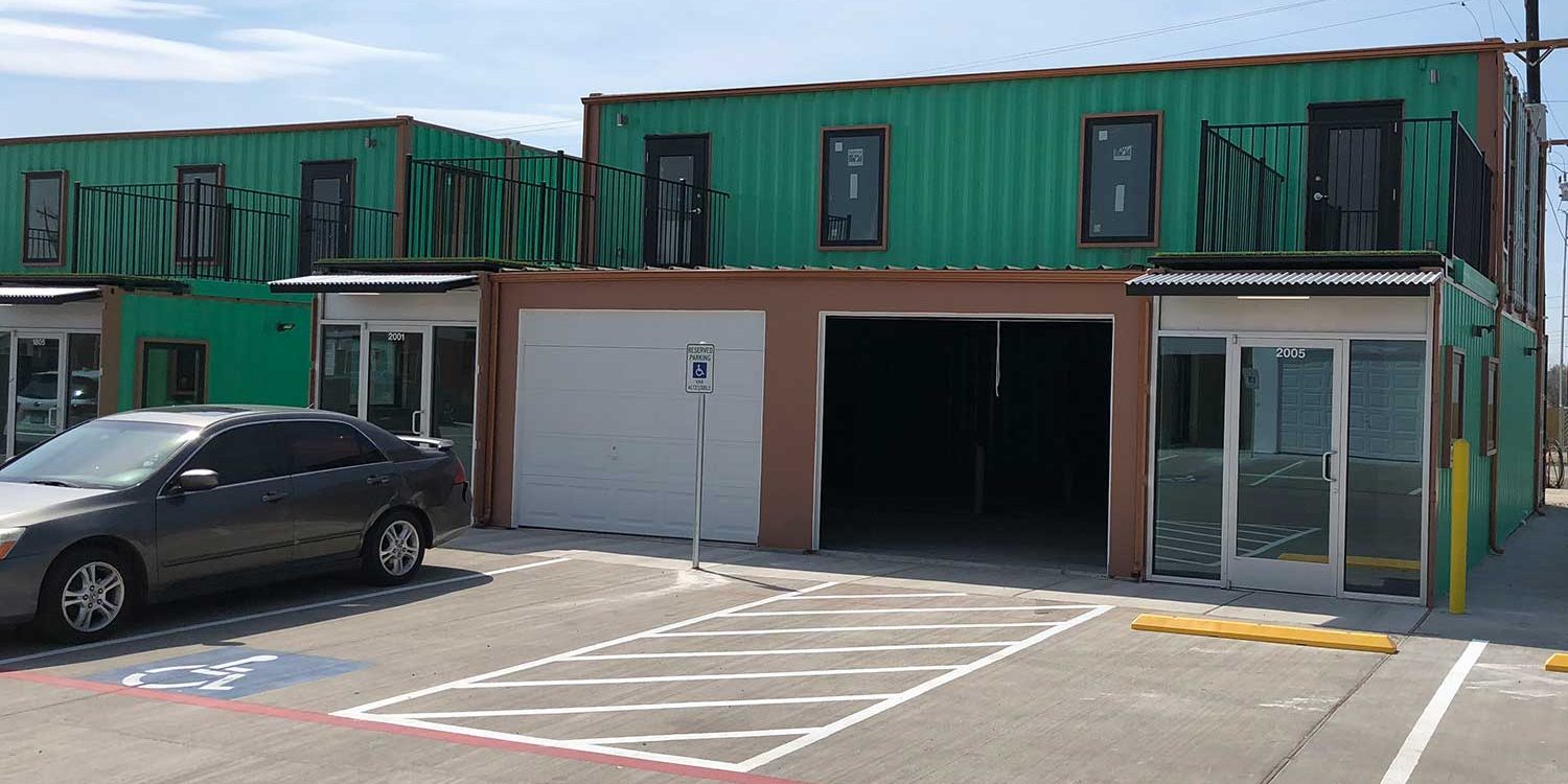 http://boxofficewarehousesuites.com/wp-content/uploads/2017/07/office-with-garage-for-lease1500-1500x750.jpg